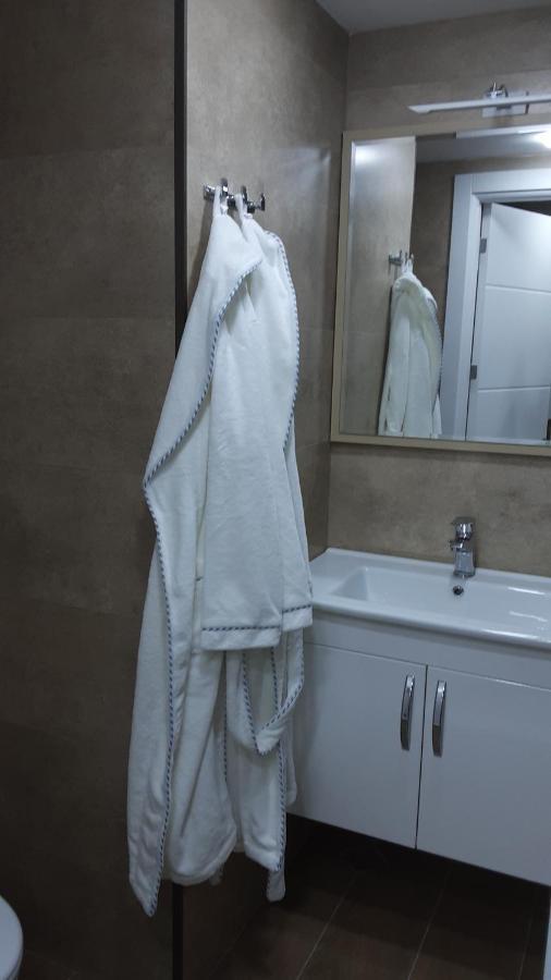 Sea Breeze In Batumi Apartman Kültér fotó