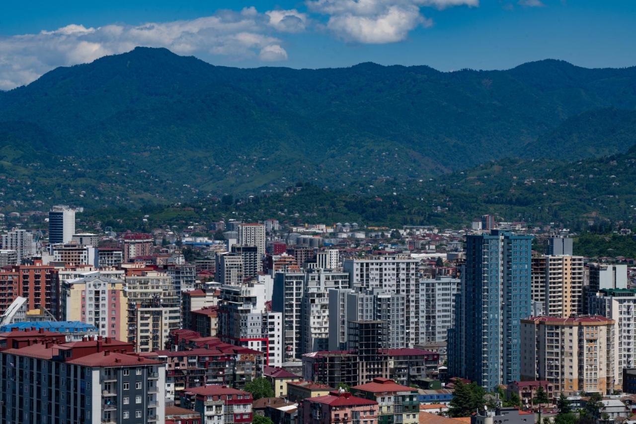 Sea Breeze In Batumi Apartman Kültér fotó