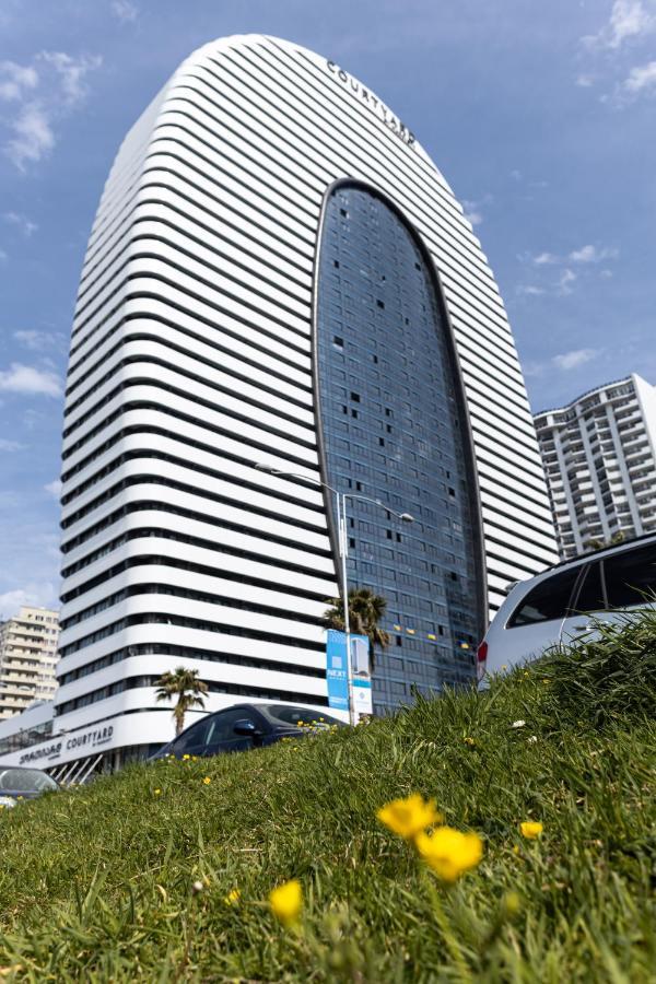 Sea Breeze In Batumi Apartman Kültér fotó